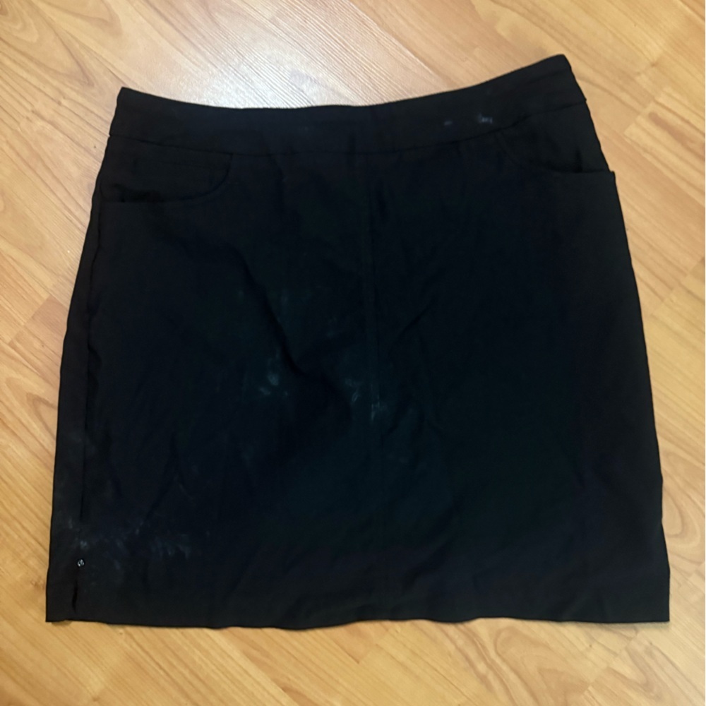 Hilary Radley Black Stretch Pull-On Skort Short length Size Large